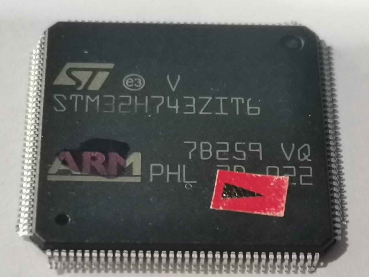 STM32H743ZIT6 IC