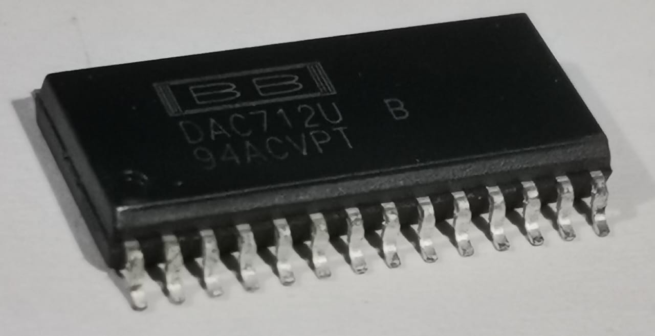 DAC712U IC