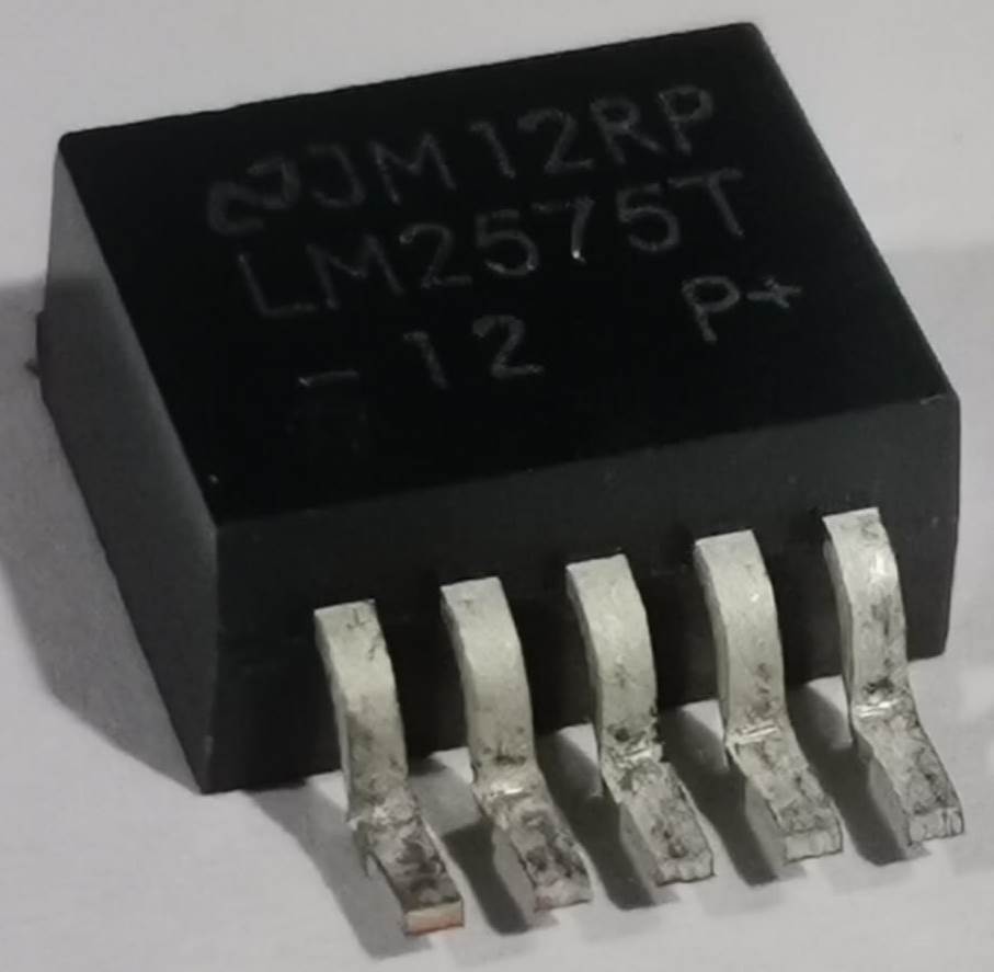 LM2572T